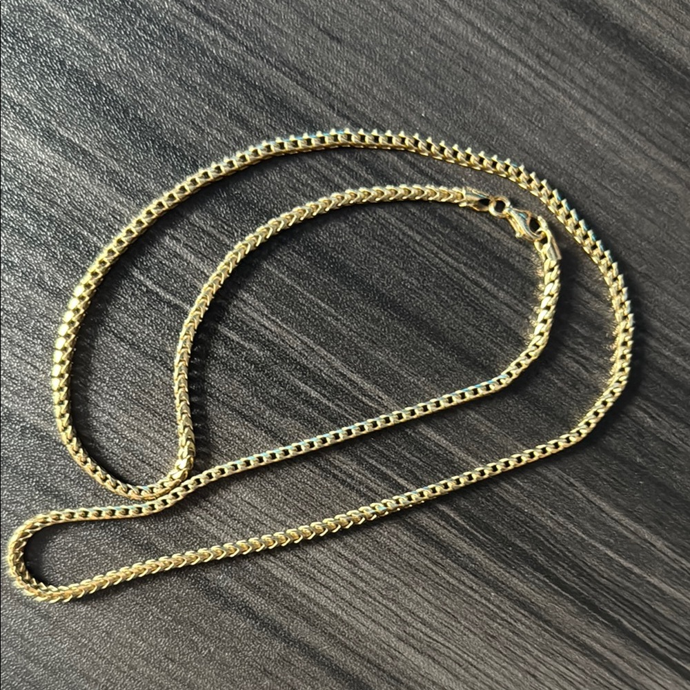 Chic Gold-Tone Chain Necklace